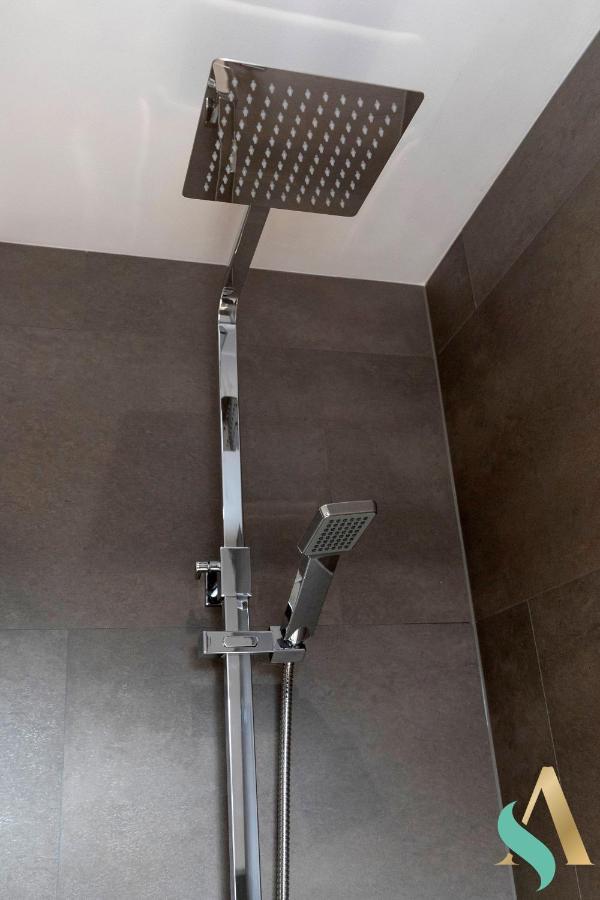 גיסבורו Globe Apartments מראה חיצוני תמונה